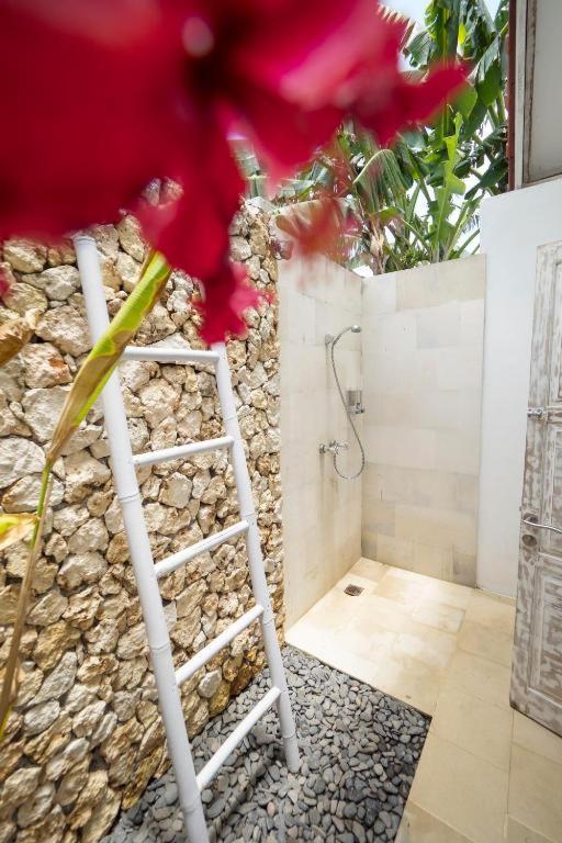 Bingin Bienvenue Guest House 울루와뚜 외부 사진